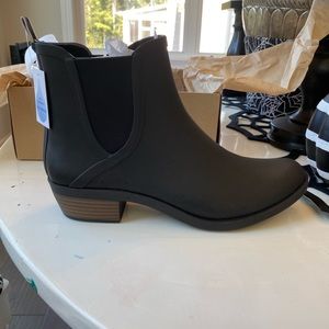 Lucky brand rain booties